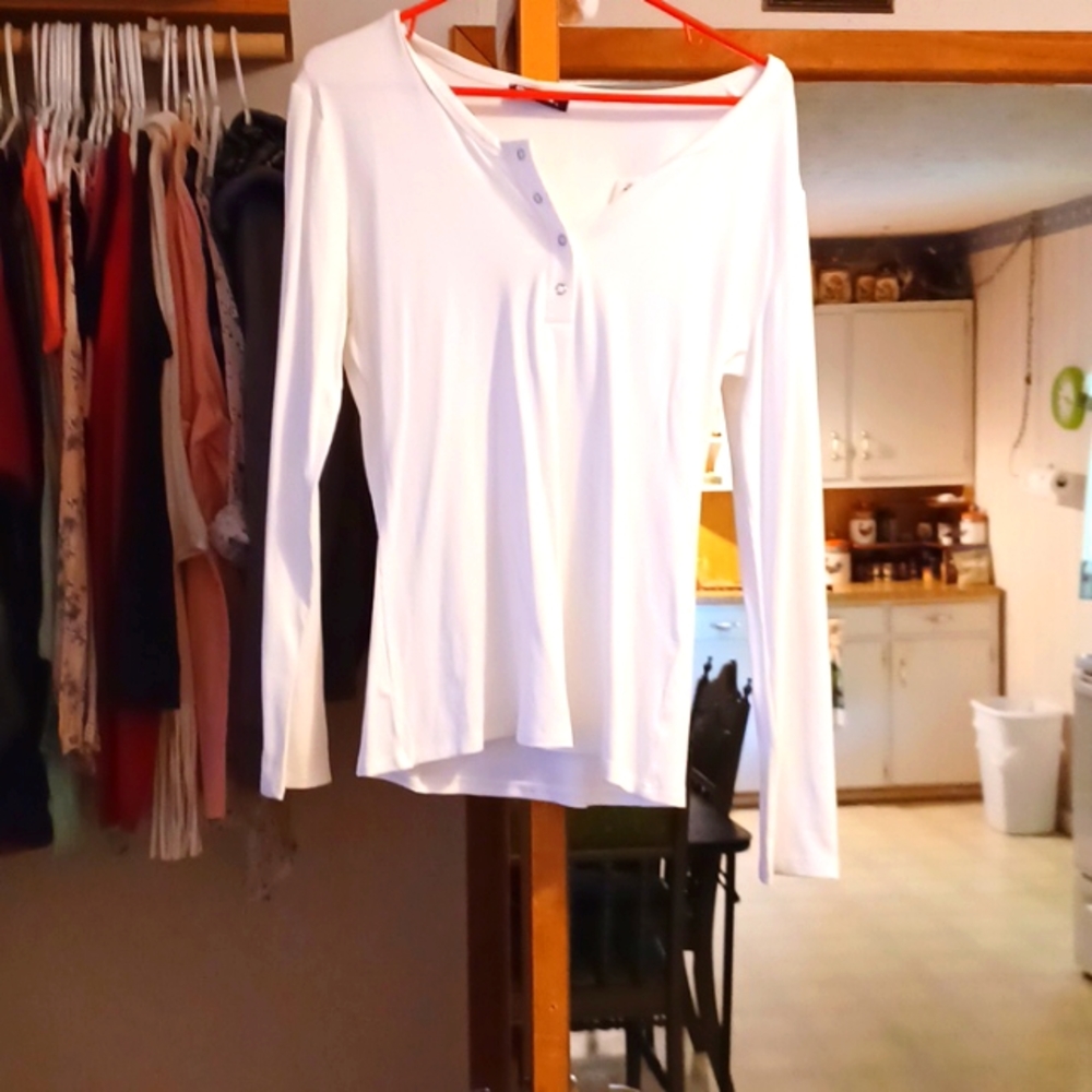 White long sleeved shirt